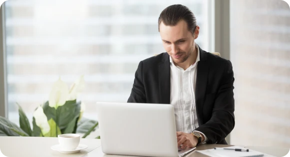 Manage contracts and compliance with AI-powered repository